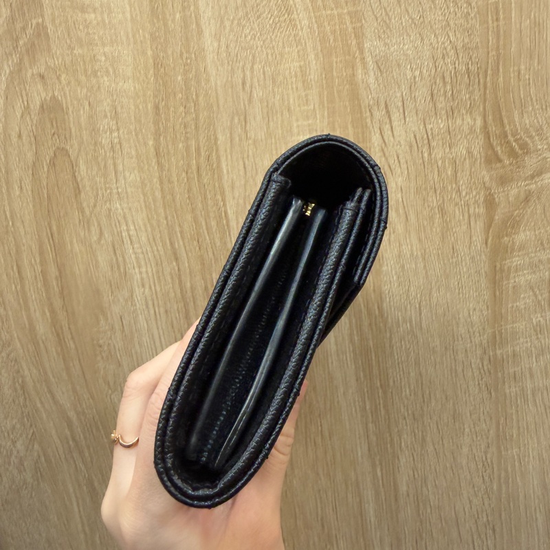 YSL 黑魚子醬牛皮金釦下蓋長夾-3
