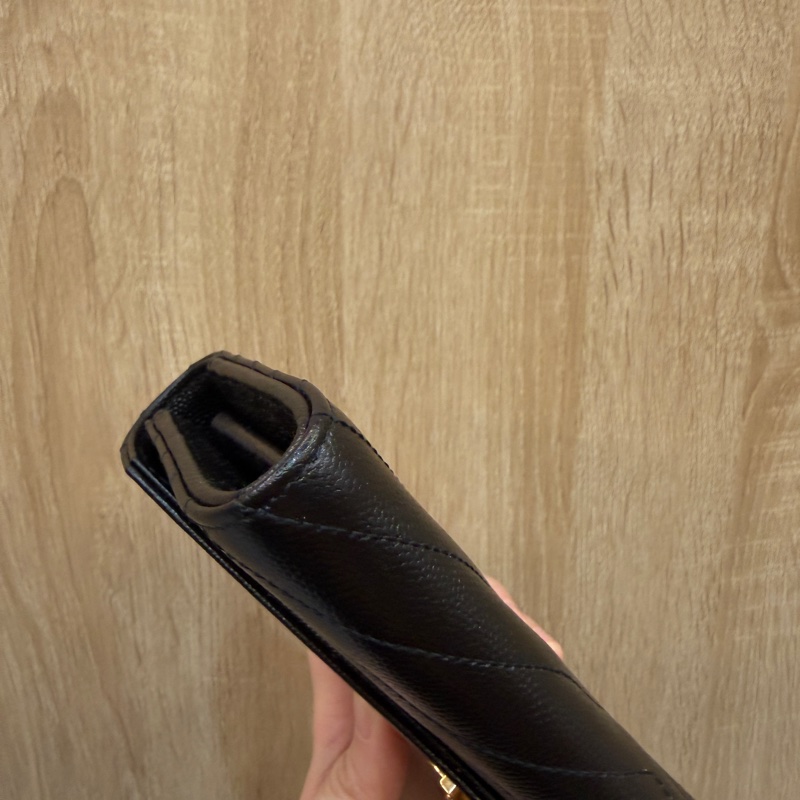 YSL 黑魚子醬牛皮金釦下蓋長夾-7
