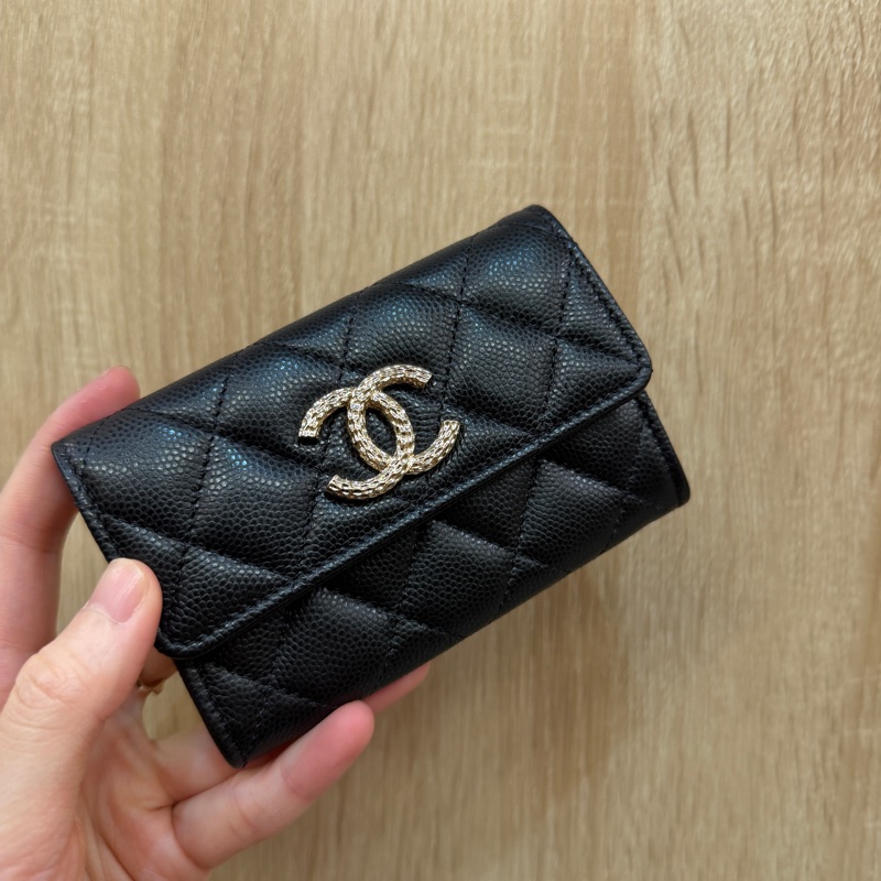 Chanel 黑荔枝牛皮波浪Logo下蓋卡包AP4254-0