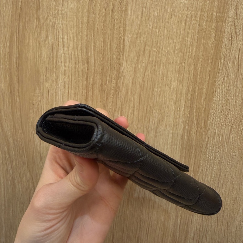 Chanel 黑荔枝牛皮波浪Logo下蓋卡包AP4254-7