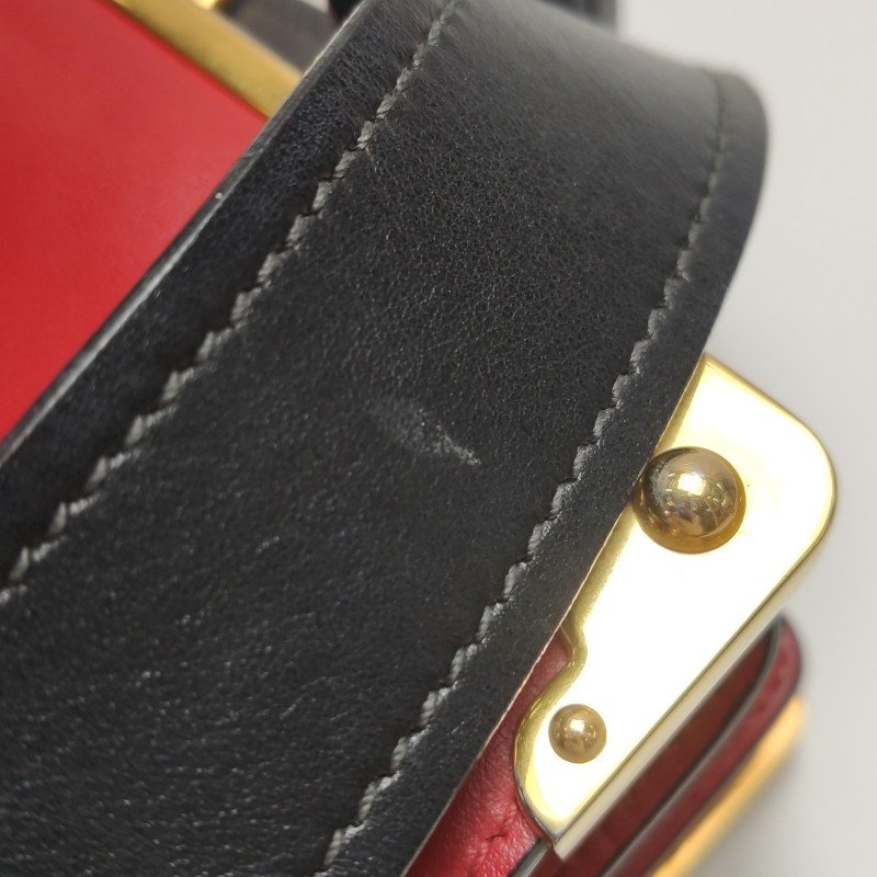 Prada Cahier牛皮撞色字母logo插扣斜挎包單肩包-10