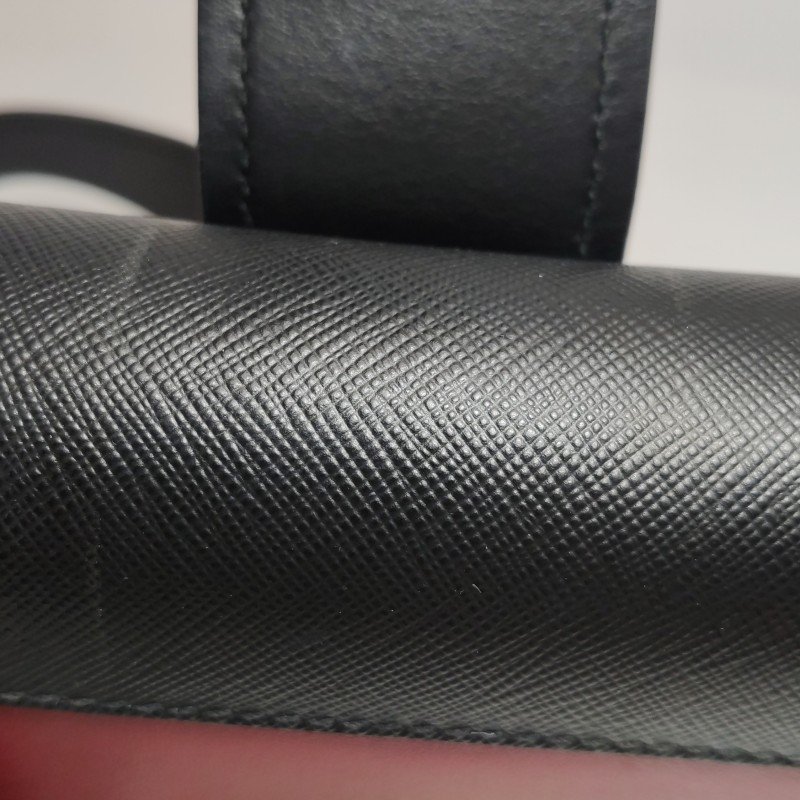 Prada Cahier牛皮撞色字母logo插扣斜挎包單肩包-14