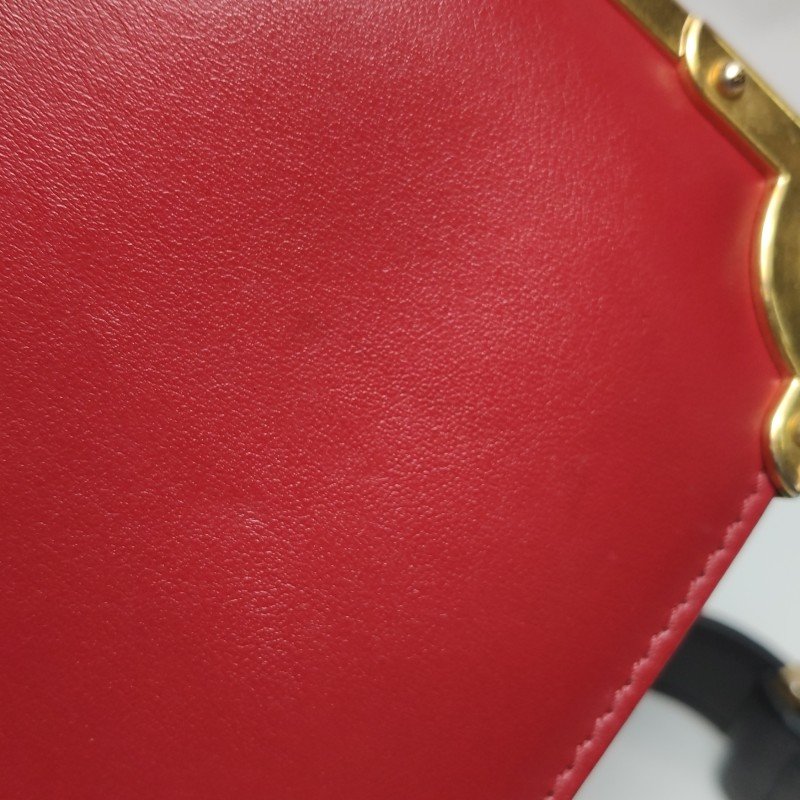 Prada Cahier牛皮撞色字母logo插扣斜挎包單肩包-16