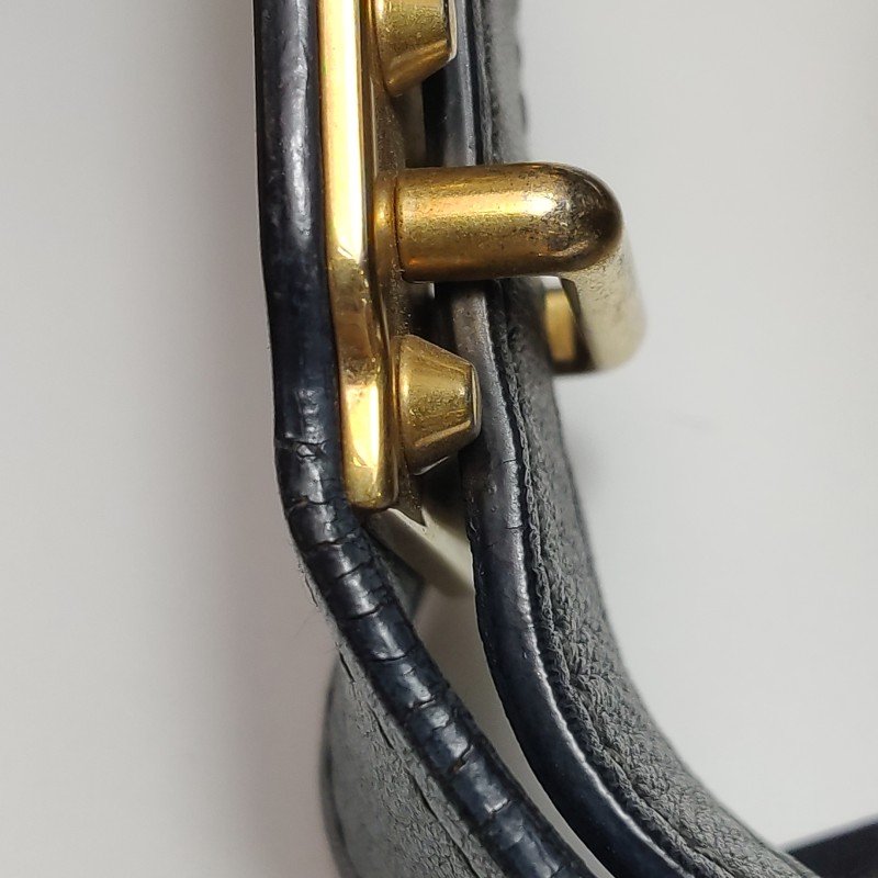 Prada Cahier牛皮撞色字母logo插扣斜挎包單肩包-19