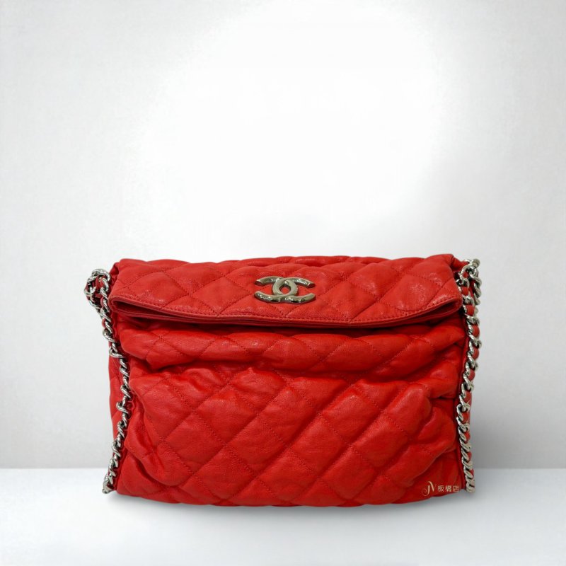 CHANEL紅色牛皮銀釦粗練肩背包-0