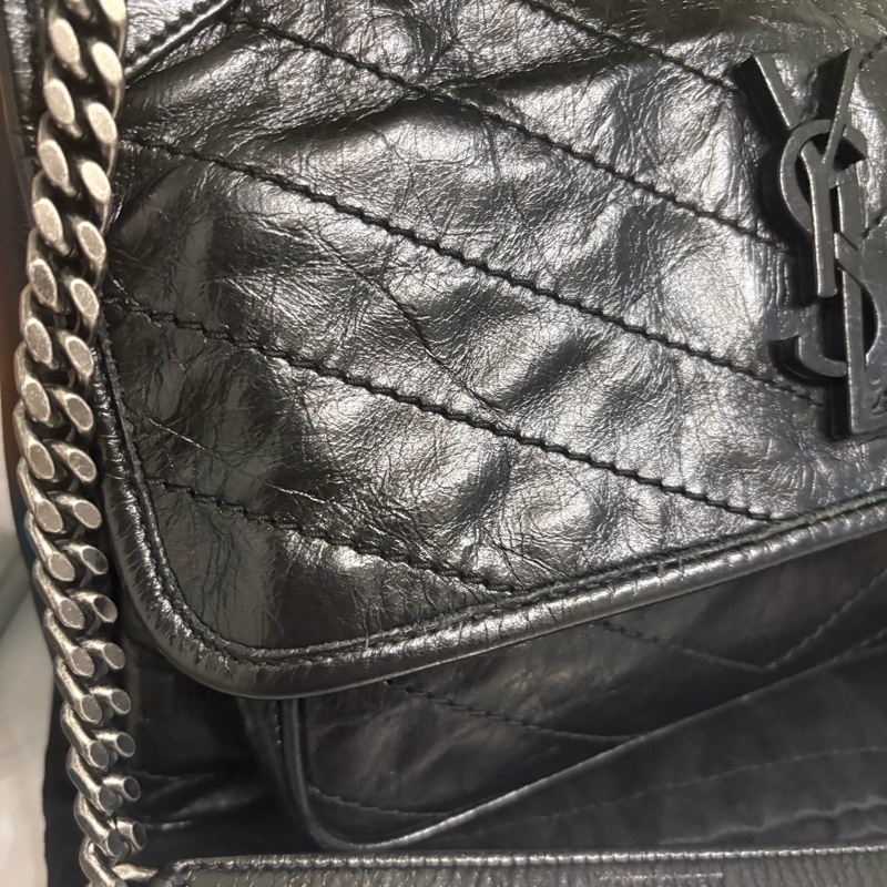 YSL niki 新款D扣 中號 斜背 側背包 黑銀-1
