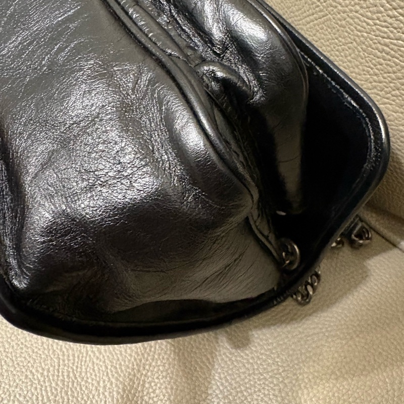 YSL niki 新款D扣 中號 斜背 側背包 黑銀-10