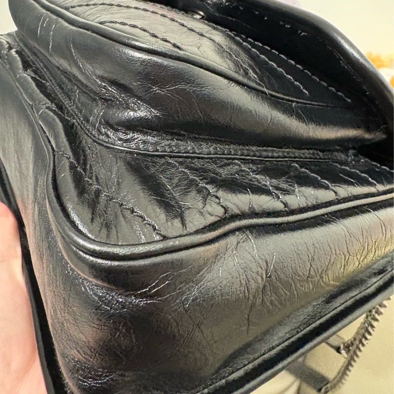 YSL niki 新款D扣 中號 斜背 側背包 黑銀-11