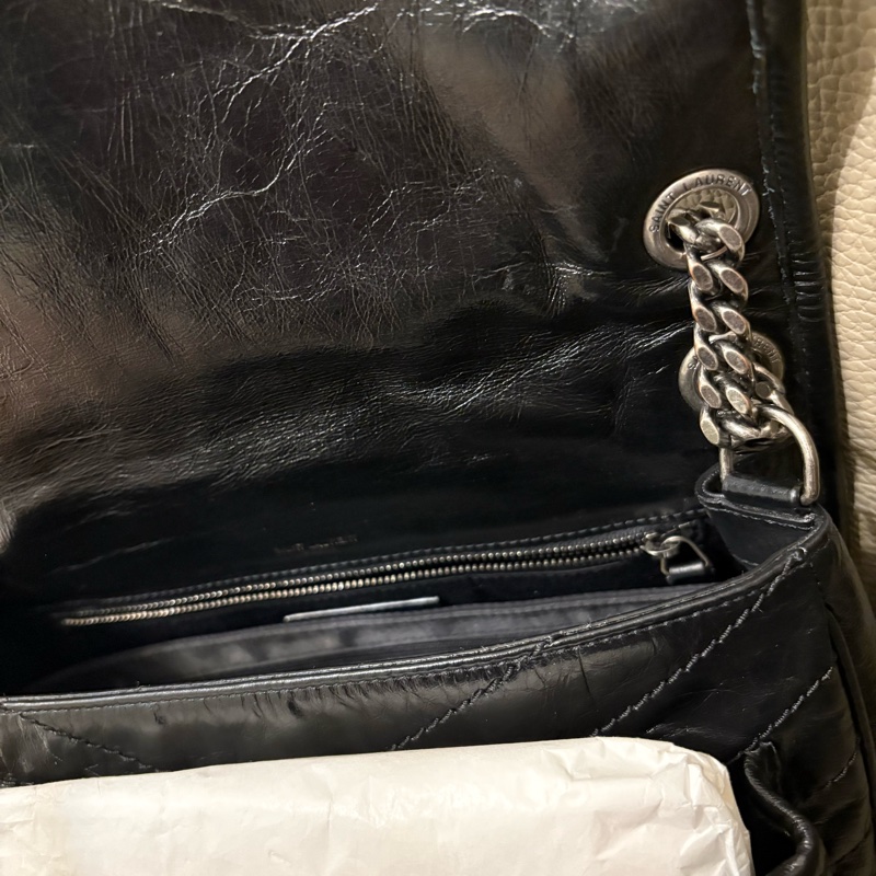 YSL niki 新款D扣 中號 斜背 側背包 黑銀-14