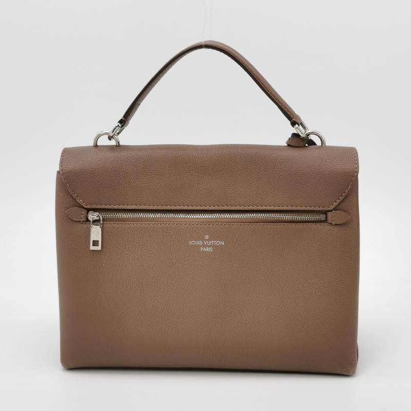 Louis Vuitton(LV)LockmeBB牛皮純色LV轉鎖斜挎包單肩包-4