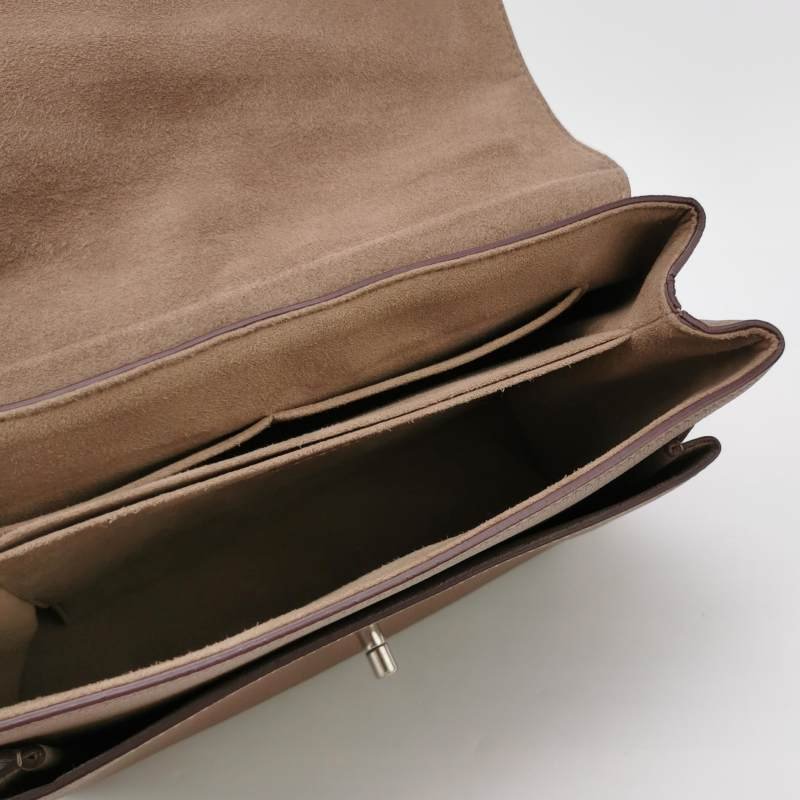 Louis Vuitton(LV)LockmeBB牛皮純色LV轉鎖斜挎包單肩包-6