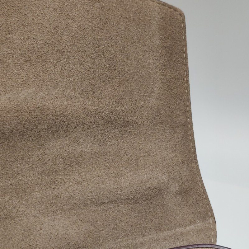 Louis Vuitton(LV)LockmeBB牛皮純色LV轉鎖斜挎包單肩包-9