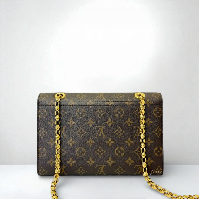 LV VICTOIRE 原花拼接櫻桃紅牛皮肩背包 M41731-3