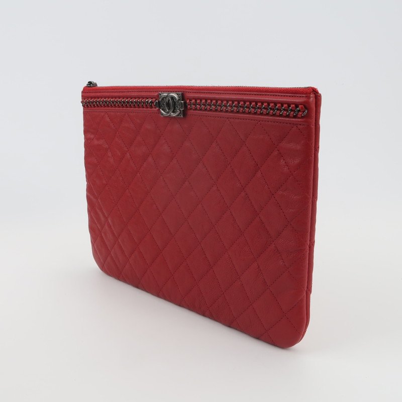 Chanel Boy Bag牛皮純色菱格絎縫方形雙C鎖扣手拿包-1