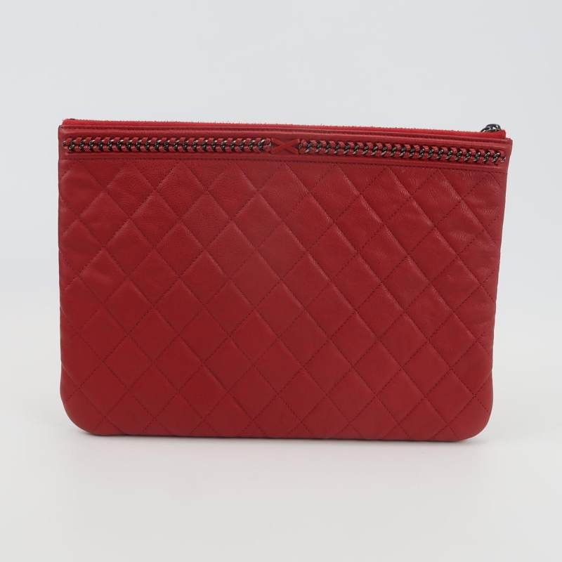 Chanel Boy Bag牛皮純色菱格絎縫方形雙C鎖扣手拿包-3