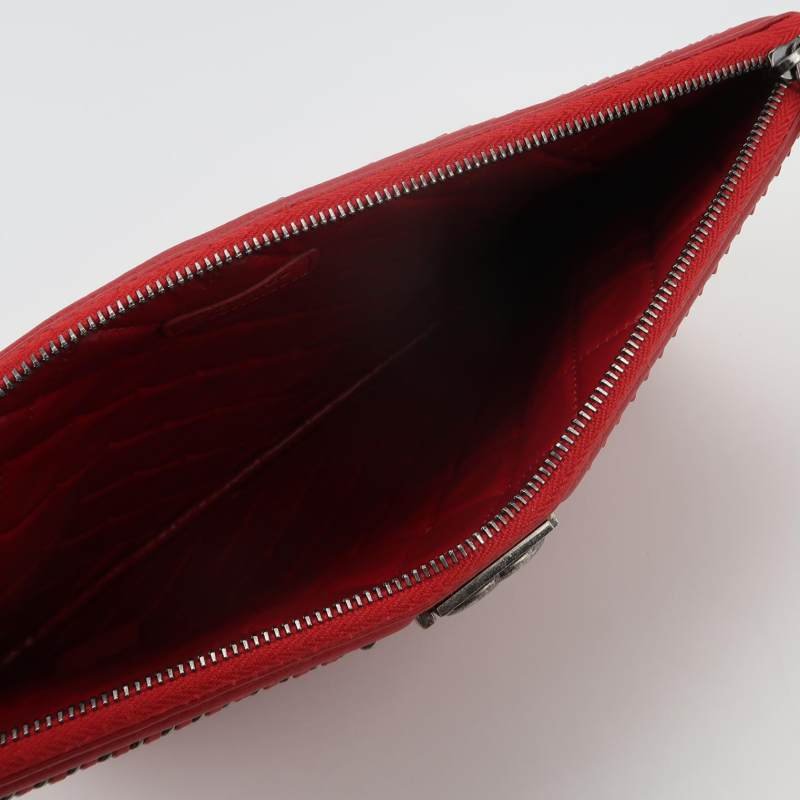 Chanel Boy Bag牛皮純色菱格絎縫方形雙C鎖扣手拿包-5