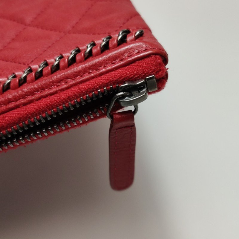 Chanel Boy Bag牛皮純色菱格絎縫方形雙C鎖扣手拿包-10