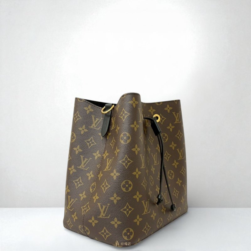 LV原花黑色水桶包MM/M44020-2