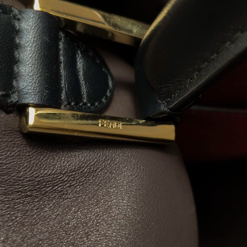 Fendi Peekaboo躲貓貓牛皮純色扭鎖單肩包-12