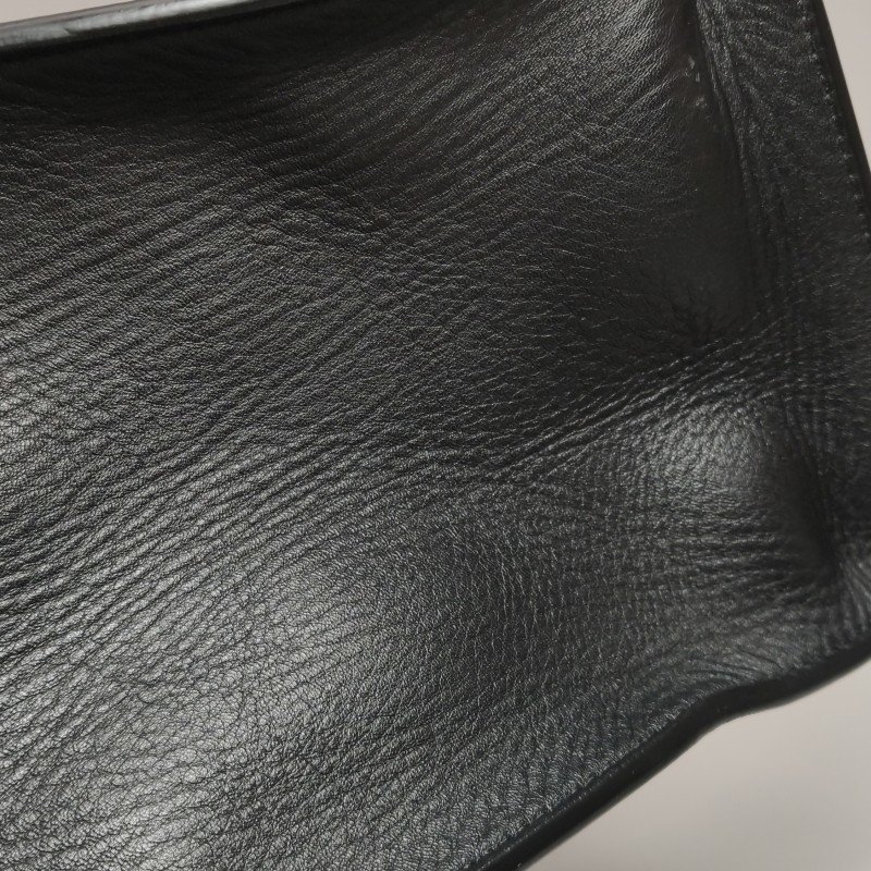 Fendi Peekaboo躲貓貓牛皮純色扭鎖單肩包-18