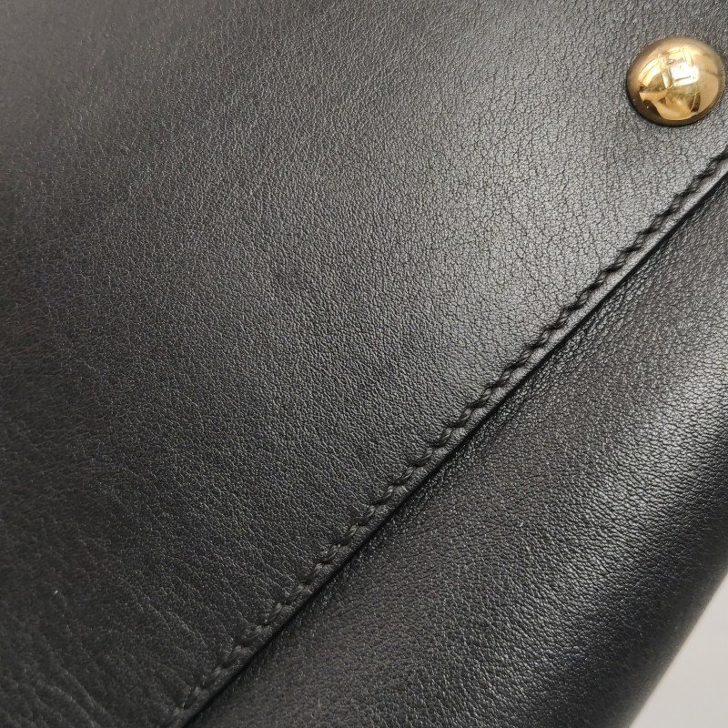 Fendi Peekaboo躲貓貓牛皮純色扭鎖單肩包-20