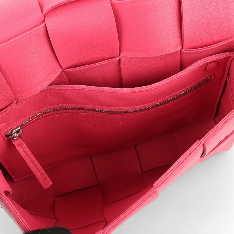 【包稅】BOTTEGA VENETA Intrecciato 盒式斜背包-6