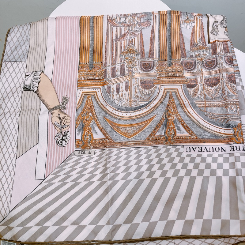 TW4640 HERMES 愛馬仕動物圖案小方巾GRAND THEATRE NOUVEAU SILK SCARF 90 X 90-2