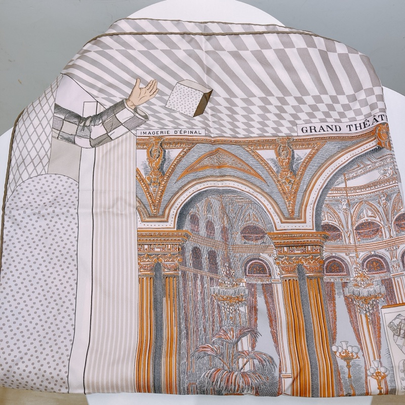 TW4640 HERMES 愛馬仕動物圖案小方巾GRAND THEATRE NOUVEAU SILK SCARF 90 X 90-4