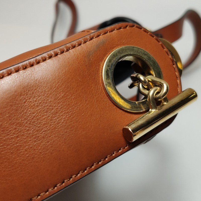 Loewe Joyce牛皮純色logo圓環斜挎包單肩包-17