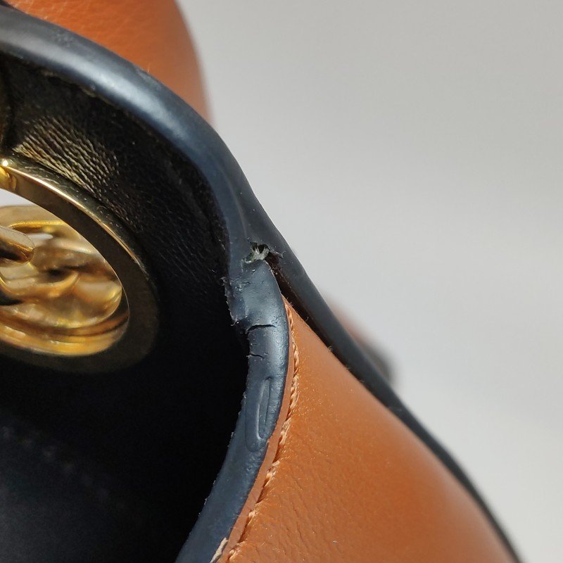 Loewe Joyce牛皮純色logo圓環斜挎包單肩包-19