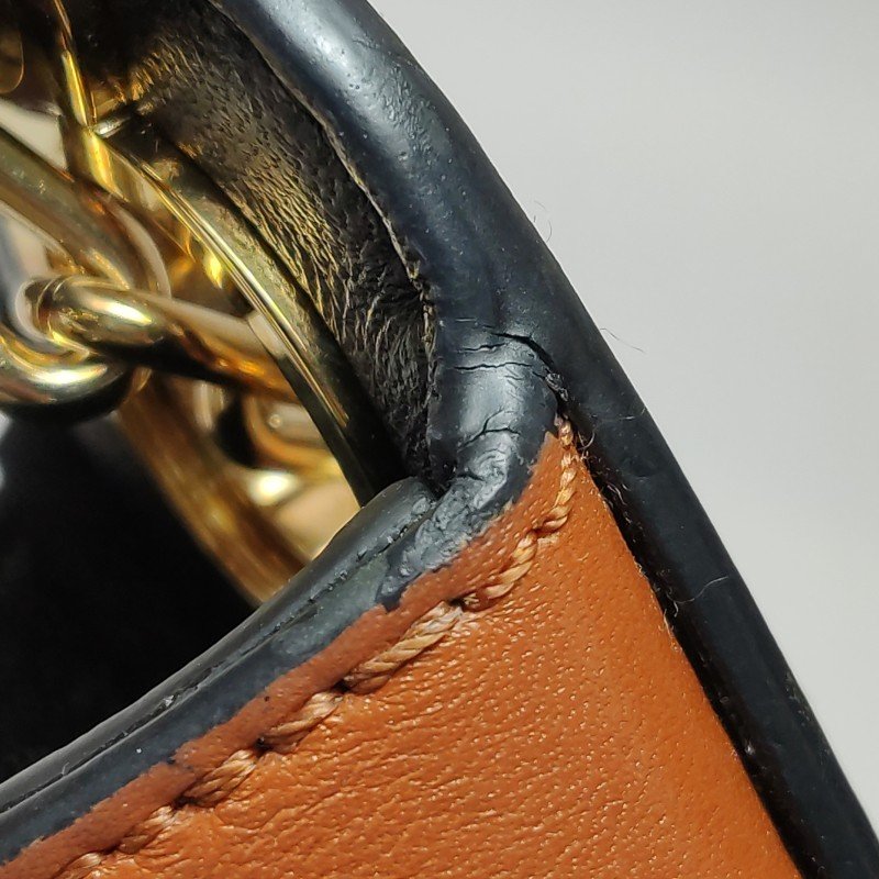 Loewe Joyce牛皮純色logo圓環斜挎包單肩包-20