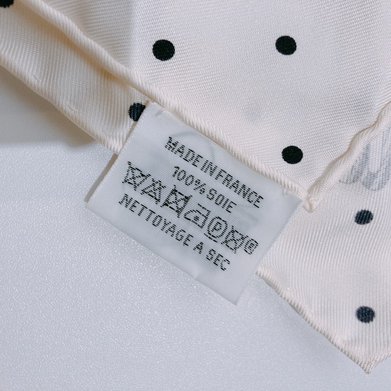 TW4641 HERMES 愛馬仕植物圖案方形小絲巾SCARF PLUMETS ET PANACHES-6