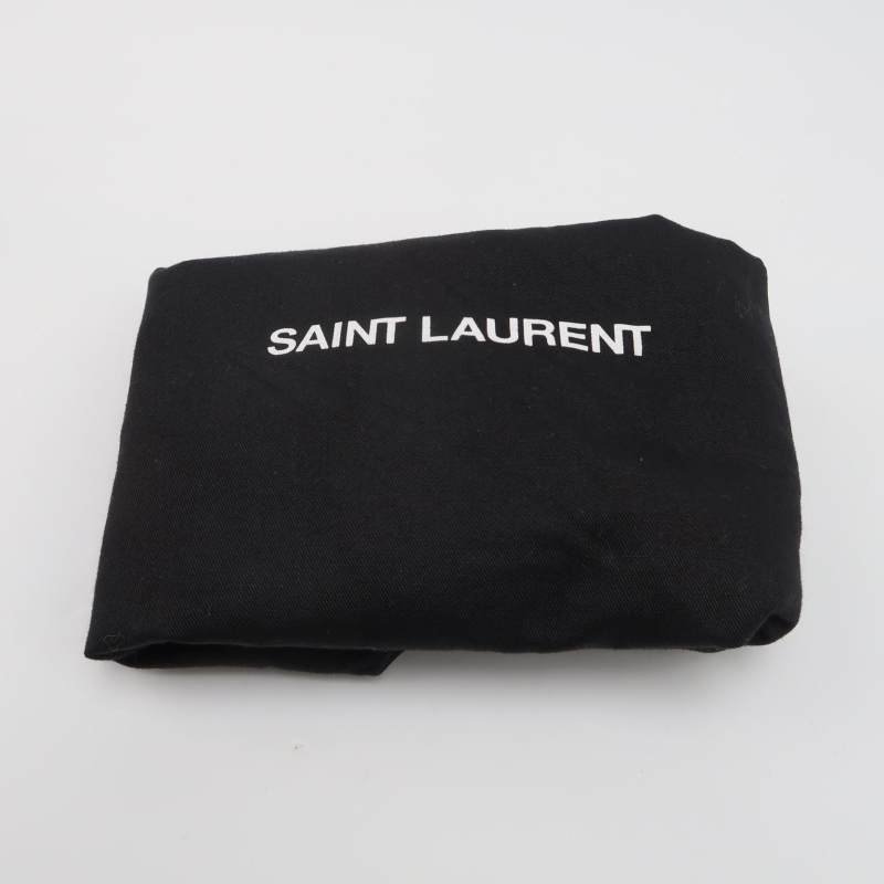 Saint Laurent Niki小號油蠟皮純色V紋絎縫YSL標誌單肩包-8