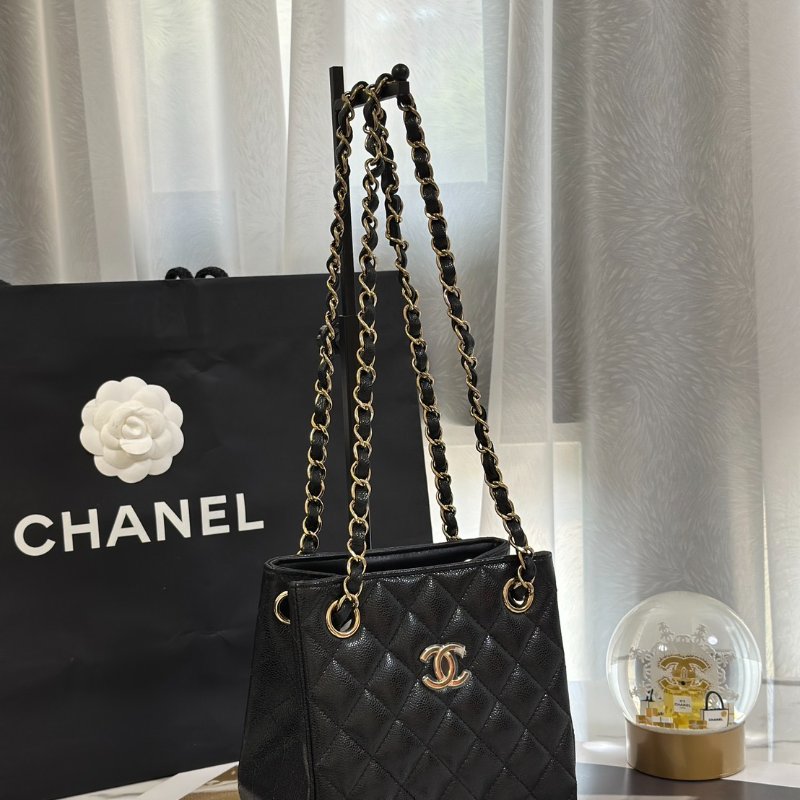 CHANEL Mini tote粒面牛皮水桶包 - 黑金-4
