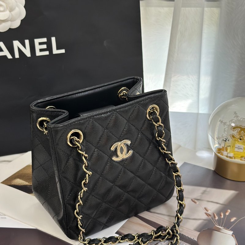 CHANEL Mini tote粒面牛皮水桶包 - 黑金-6