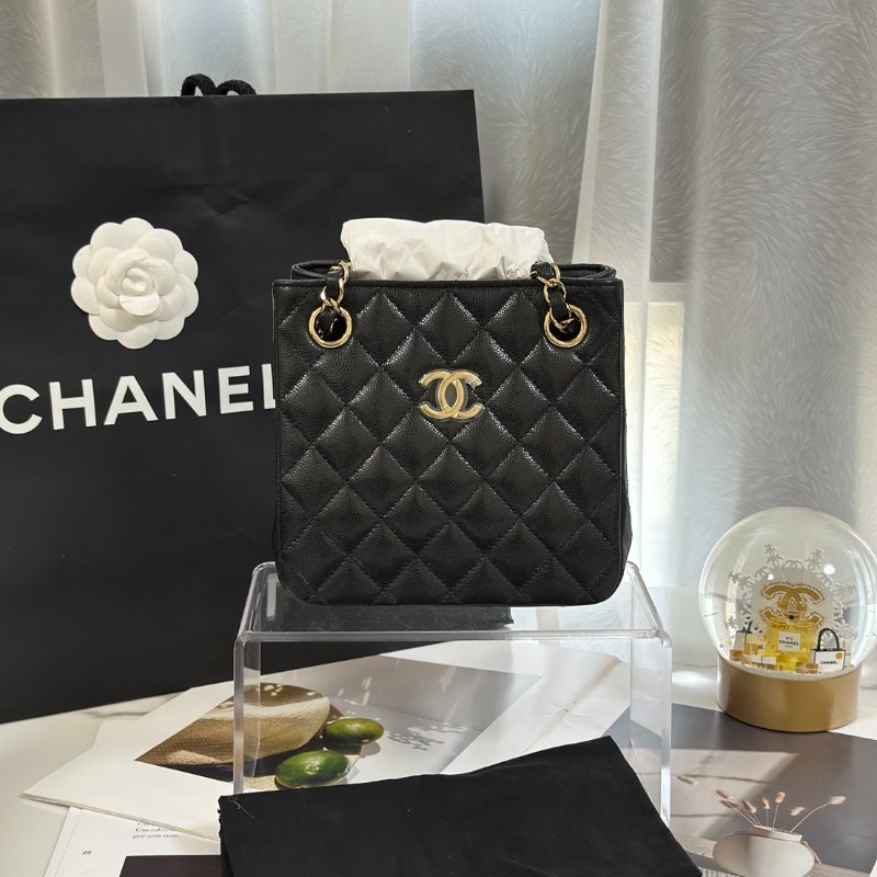 CHANEL Mini tote粒面牛皮水桶包 - 黑金-8