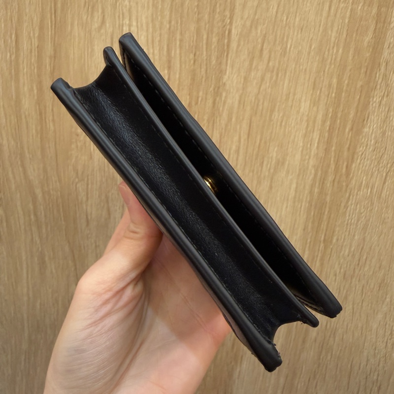 Gucci 黑牛皮壓紋Matelasse金釦mini短夾-6