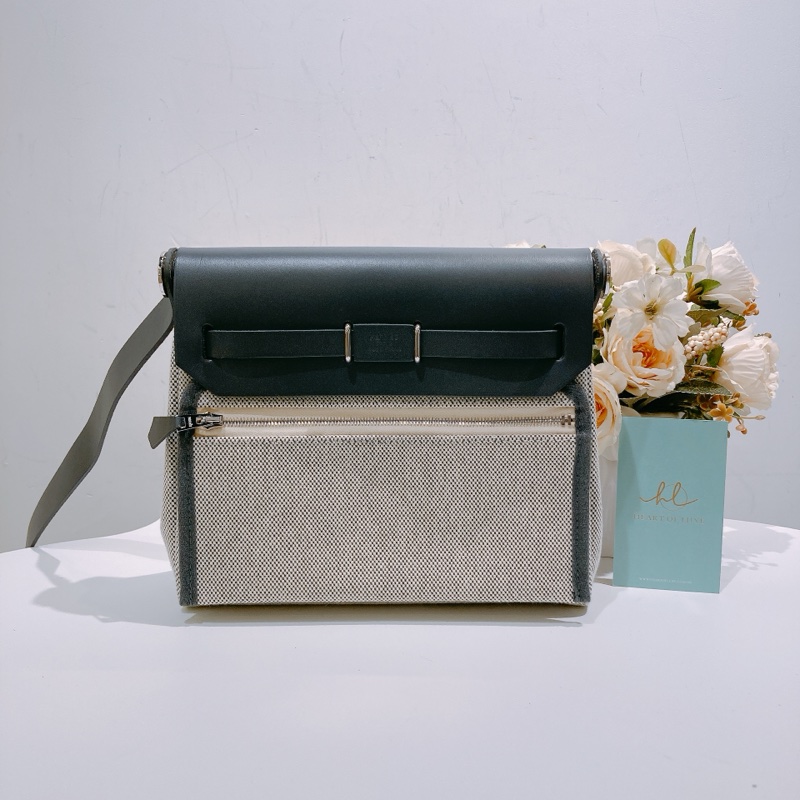 TW4642 HERMES 愛馬仕迷你翻蓋式肩帶包包MINI HERBAG CANVAS-2