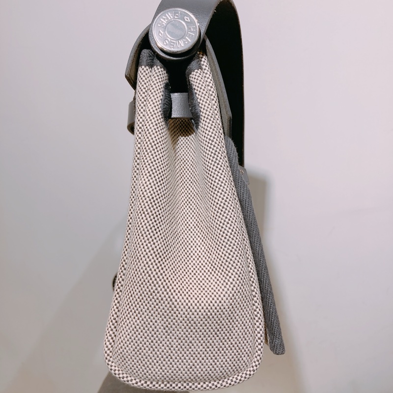 TW4642 HERMES 愛馬仕迷你翻蓋式肩帶包包MINI HERBAG CANVAS-6