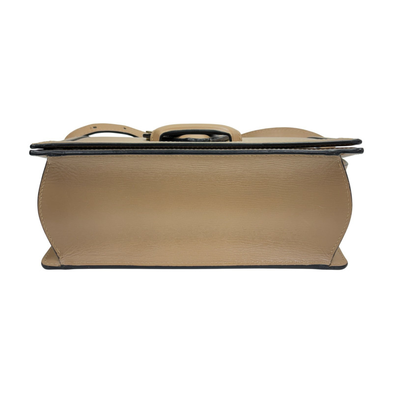 棕色 皮革 Barcelona Midium 肩背包 【LOEWE 羅威】 302.74XM15-3