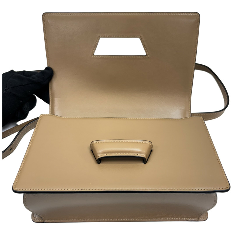 棕色 皮革 Barcelona Midium 肩背包 【LOEWE 羅威】 302.74XM15-4