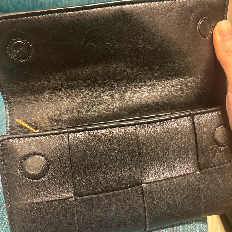 Botteoa venetia磁吸式長夾-5