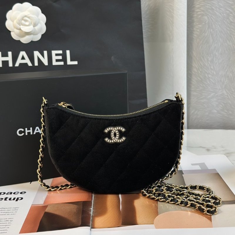 CHANEL 24A絲絨月牙包 - 黑金-2