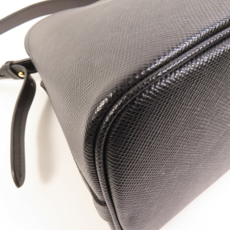 PRADA Saffiano皮革Shoulder Bag金扣手挽肩背兩用袋-15