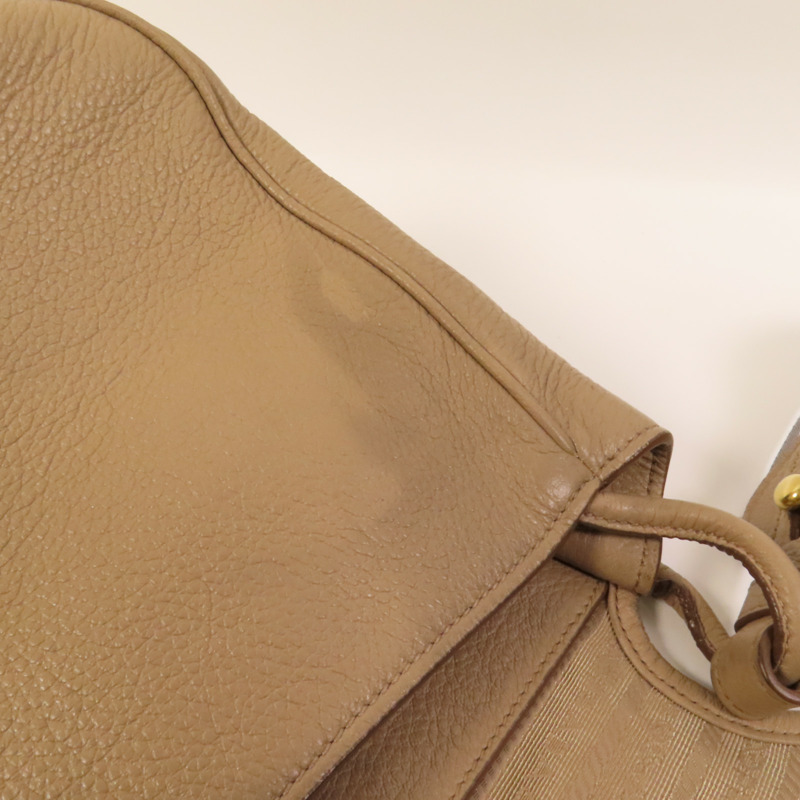 PRADA 牛皮皮革Shoulder Bag金扣肩背袋-16