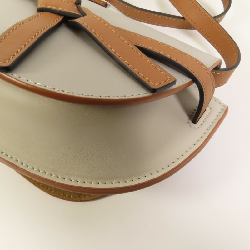 LOEWE 牛皮皮革Mini Gate金扣肩背袋-10