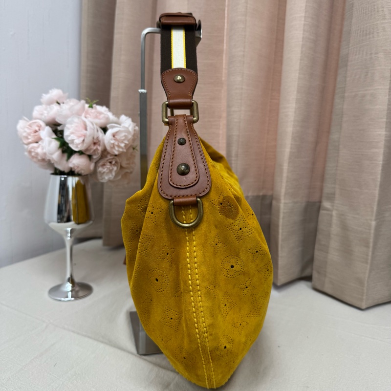 「特價出清」Louis Vuitton麂皮鏤空腋下包 vintage 中古 二手 肩背包 側背包 手提包-11