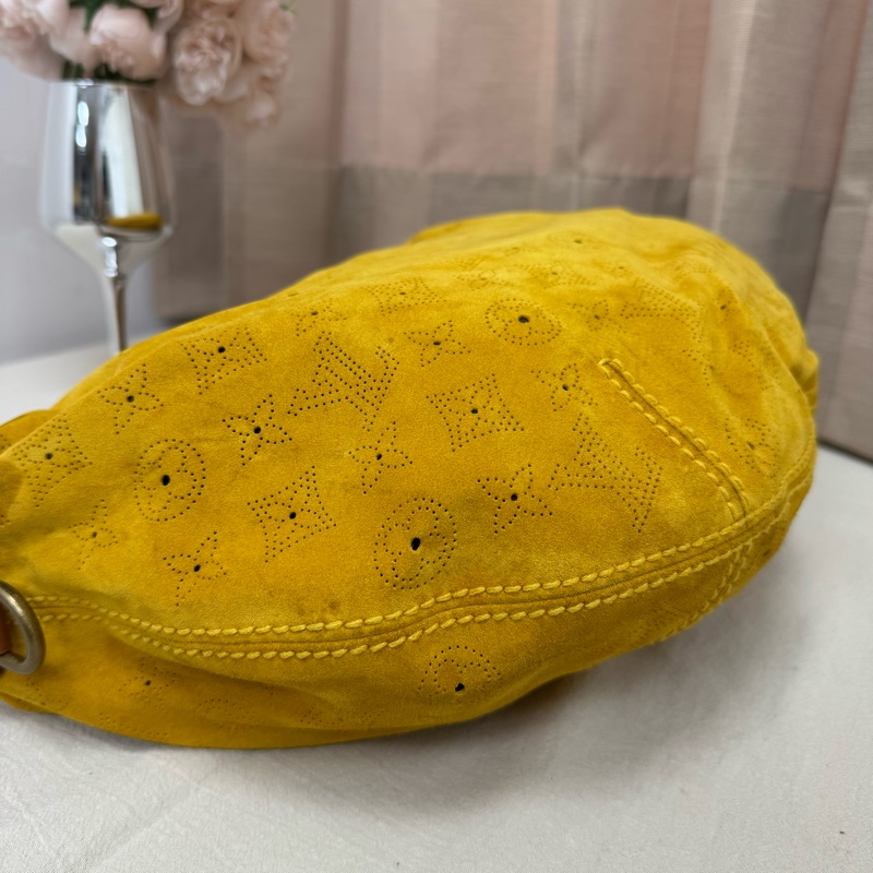 「特價出清」Louis Vuitton麂皮鏤空腋下包 vintage 中古 二手 肩背包 側背包 手提包-20