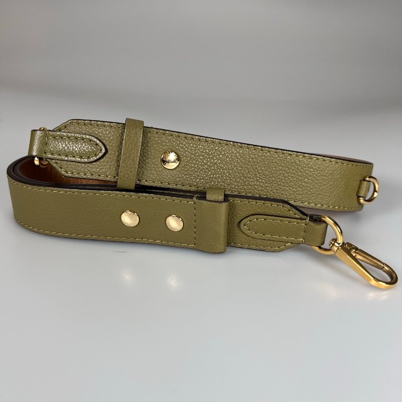 LV M59731/晶片款 抹茶綠LOCKME TENDER 包-11