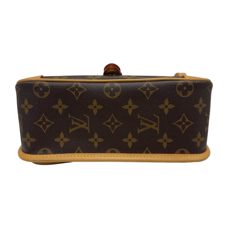 LOUIS VUITTON 路易威登 Diane 法棍 單肩包 斜背包 女款 小號 塗層帆布 老花色-4